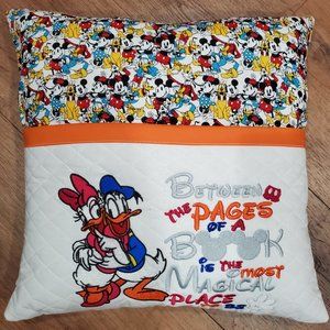 Donald & Daisy Duck Reading Book Pocket Pillow 16"x16"